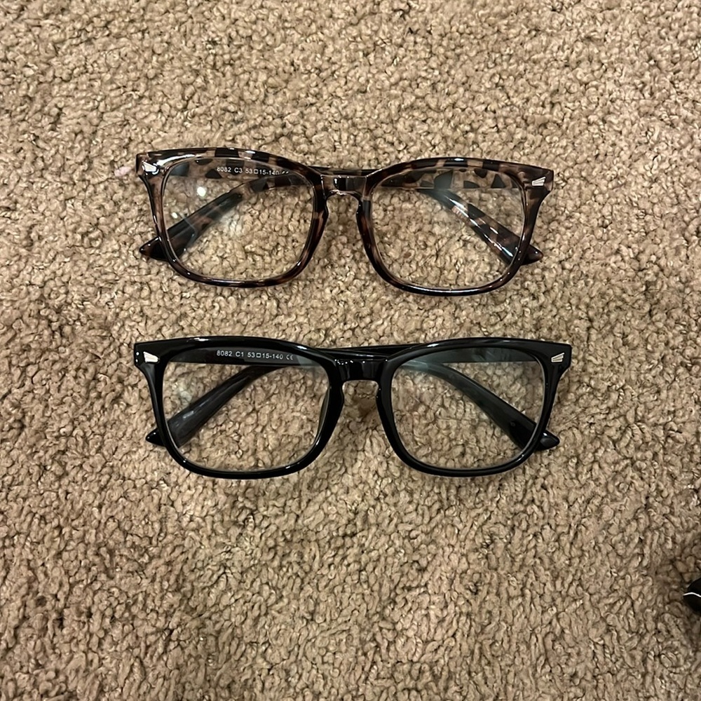 Women’s blue light glasses